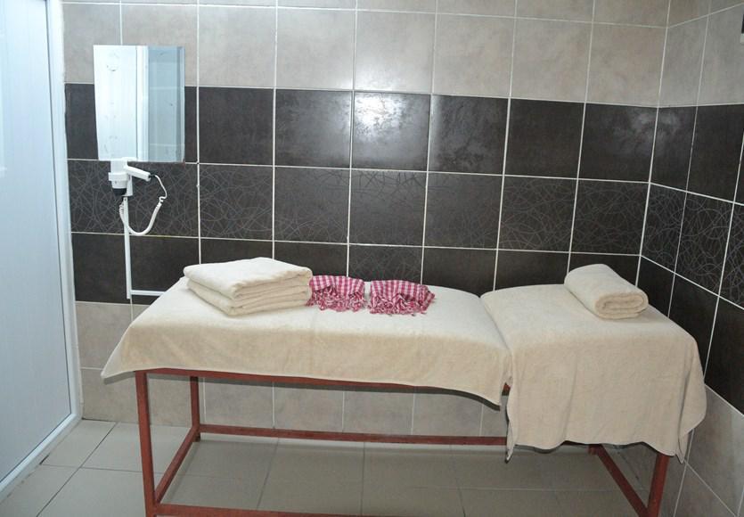 Basak Termal Hotel 크즐자하맘 외부 사진