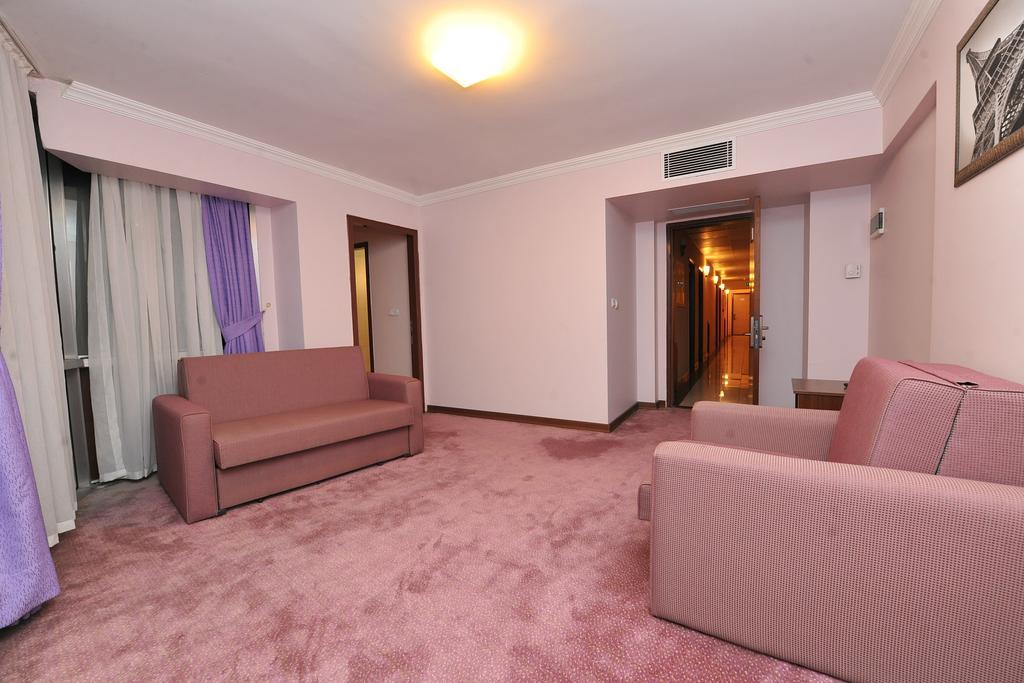 Basak Termal Hotel 크즐자하맘 객실 사진